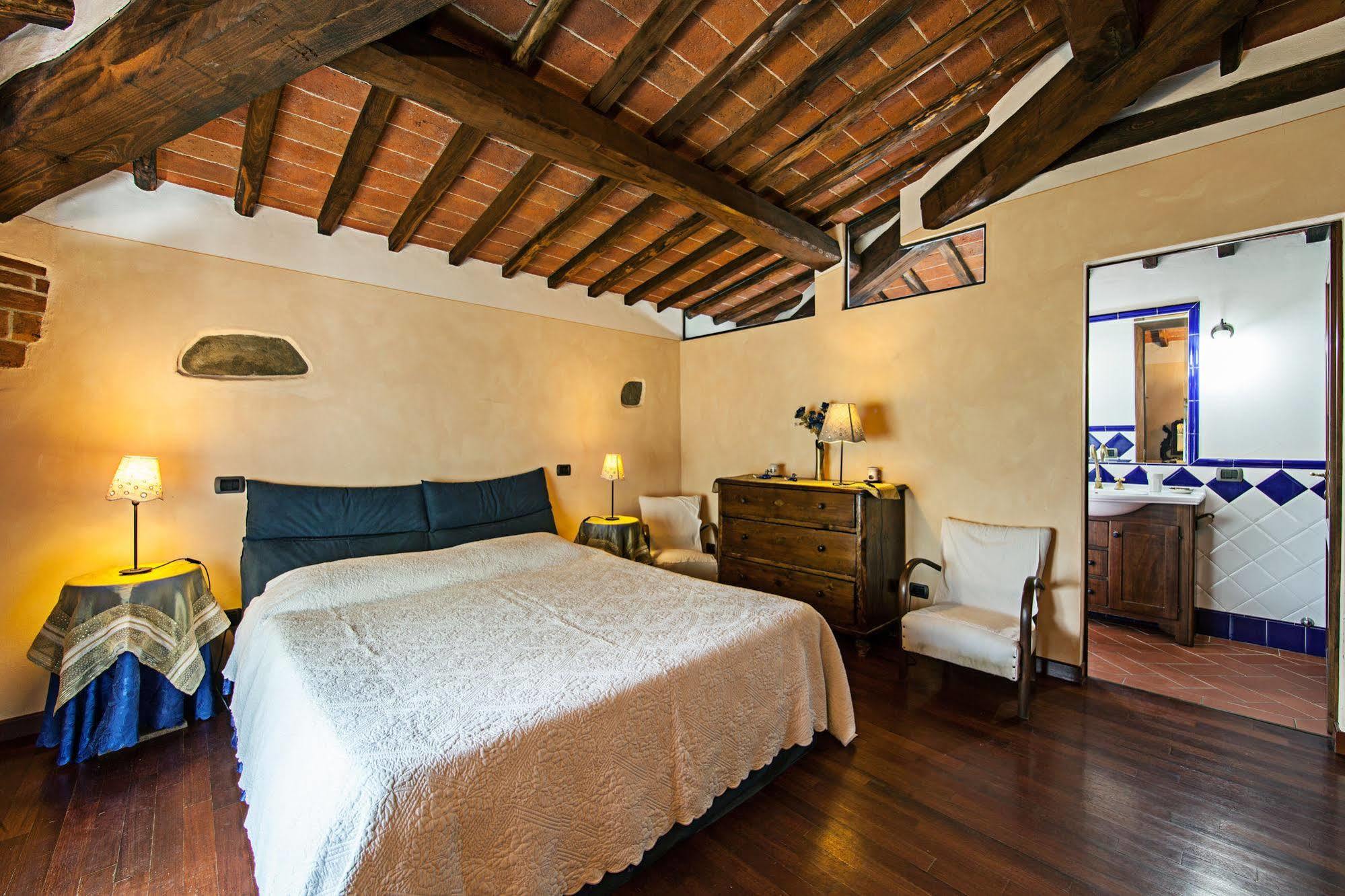 Fonte Del Castagno Aparthotel Sinalunga Exterior photo